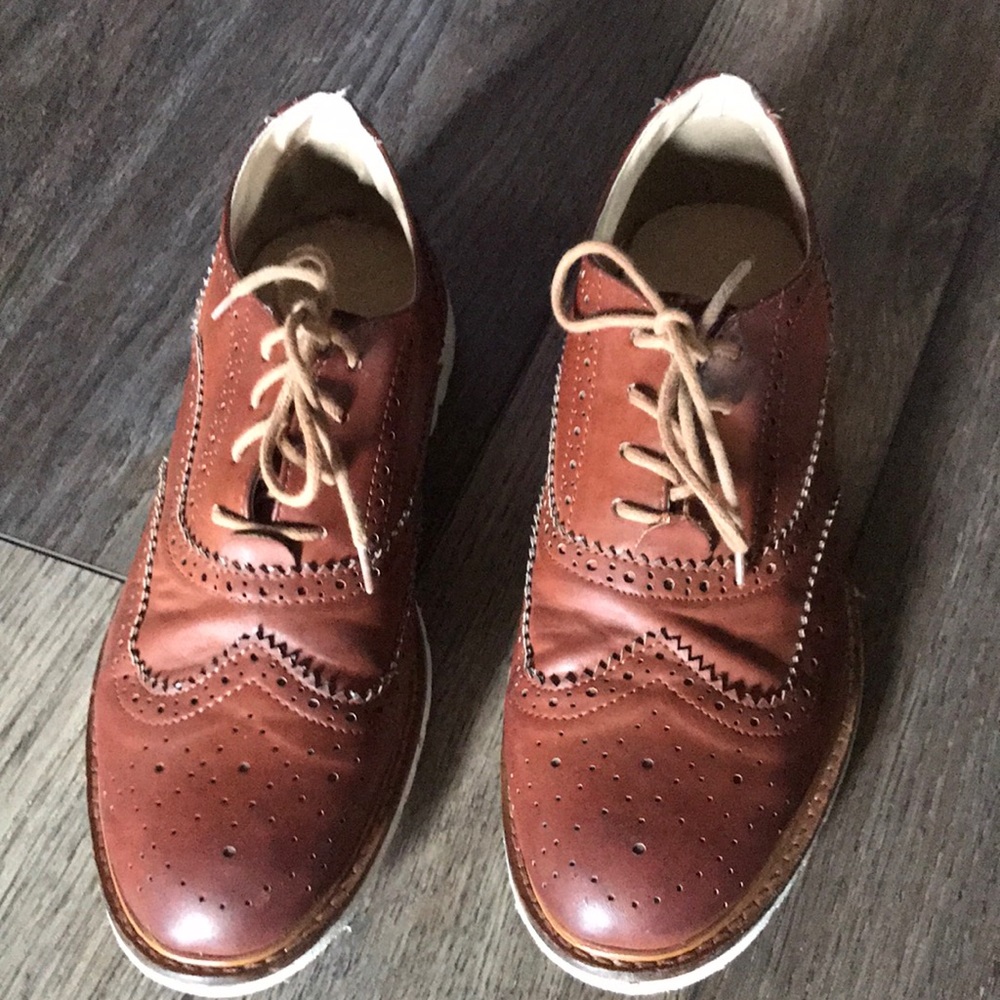 Excellent condition shoes!